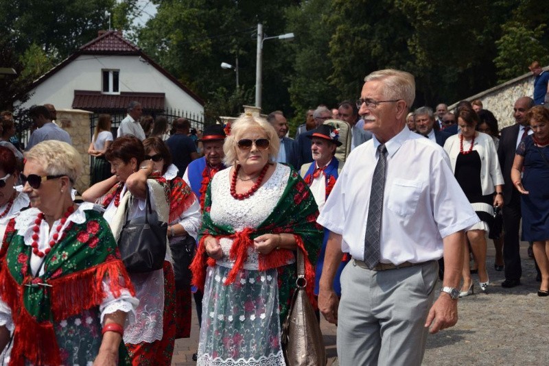 Bolechowice gościły gospodarzy z całej gminy. Podzielili dożynkowy chleb