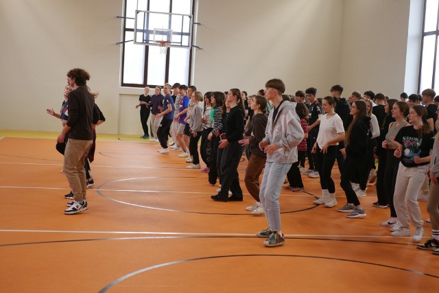 W sali sportowej Zespołu Szkół Ogólnokształcących nr 1 w Chełmnie odbyła się zumba charytatywna dla WOŚP