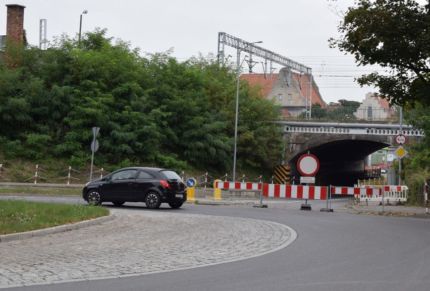 Kolejna droga w Stargardzie zamknięta dla pojazdów. Najgorzej mają kierowcy ciężarówek 