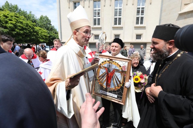 17062023 katowice ingres biskup adrian galwasarkadiusz gola   polska press