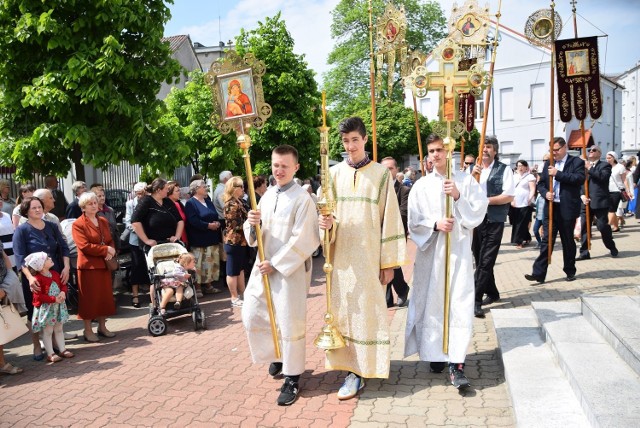 Cerkiew Prawosławna świętuje przeniesienie relikwii Świętego Mikołaja z Myr w Licji do Bari w Italii. Uroczystości odbywają się również w Białymstoku.