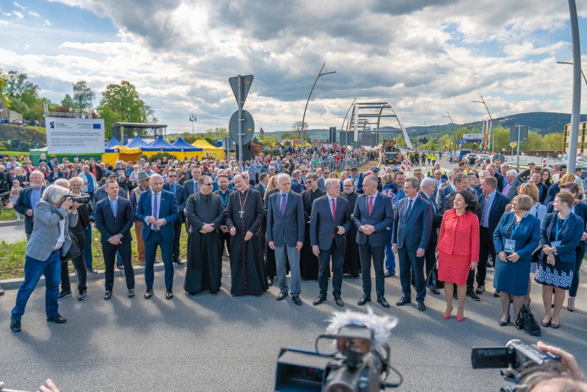 Nowy Sącz. Kto w końcu przeciął wstęgę na moście heleńskim? [ZDJĘCIA]