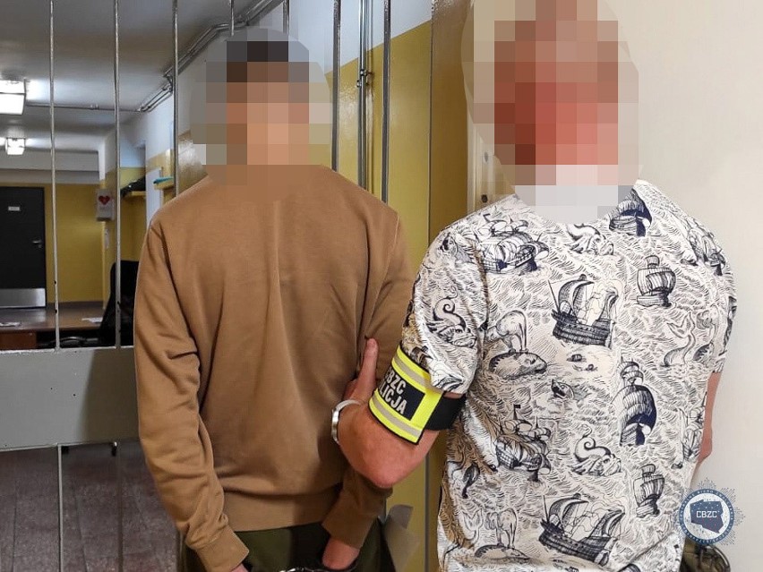 Lubelscy policjanci zatrzymali podejrzanych o rozpowszechnianie treści pornograficznych z udziałem małoletnich