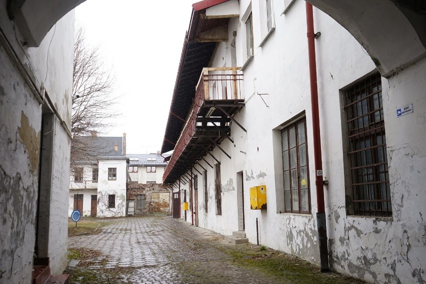 XIX-wieczne koszary w Rzeszowie mogą dostać drugie życie....