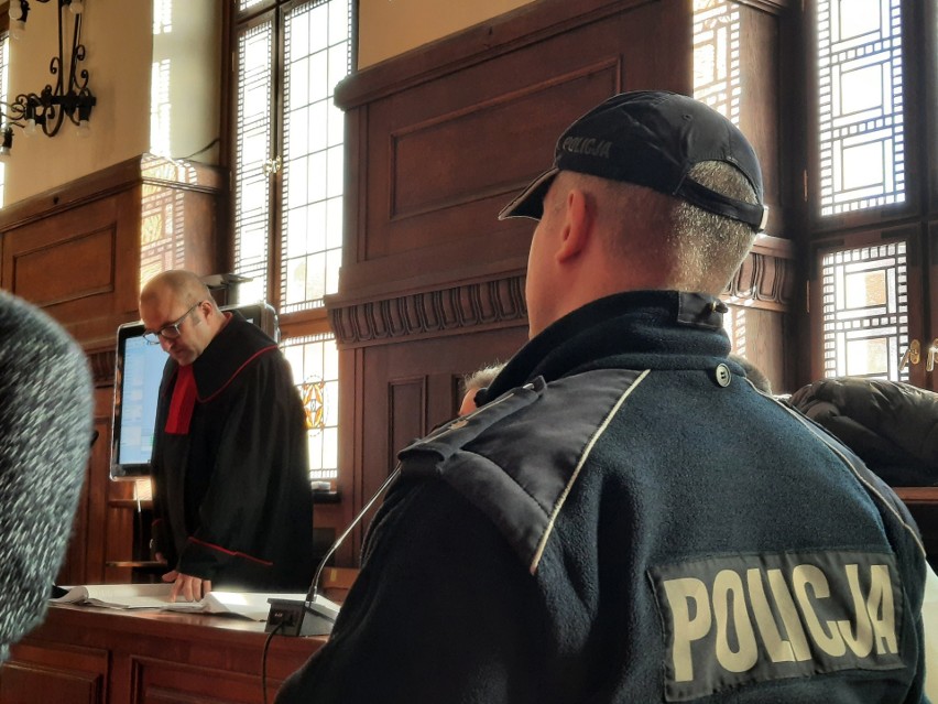 Sąd Okręgowy w Katowicach przesłuchuje świadków, którzy 31...