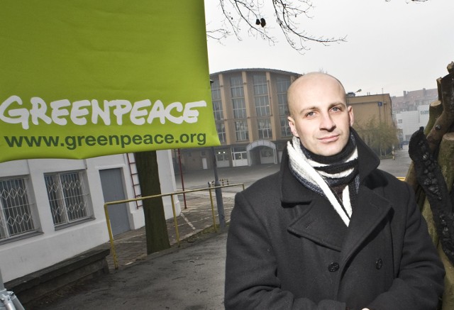 Maciej Muskat, dyrektor polskiego Greenpeace: - Polska może stać się niedługo skansenem Europy i utracić szansę na stworzenie tysięcy nowych, trwałych miejsc pracy w sektorze energetyki odnawialnej.