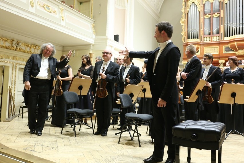 Bertrand Chamayoi, Marek Pijarowski i Orkiestra Filharmonii...