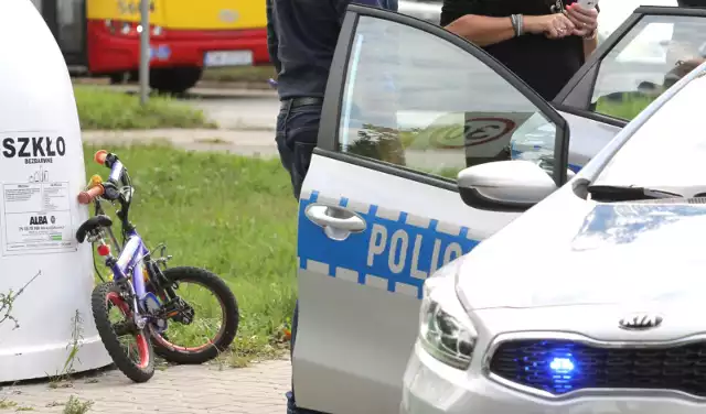 Policja z Gdyni poszukiwała dwójki dzieci. Rodzeństwo wbrew woli rodziców udało się na plac zabaw
