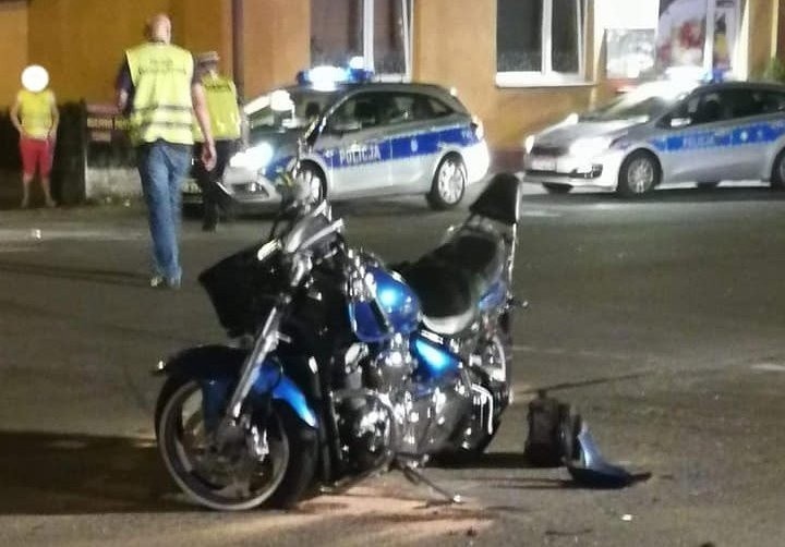 Wypadek w Lubomi dwóch samochodów osobowych i motocykla....