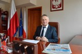 Sesja Rady Powiatu Pińczowskiego we wtorek, 26 listopada. Zbigniew Koniusz pożegnał się z radą (ZAPIS TRANSMISJI)