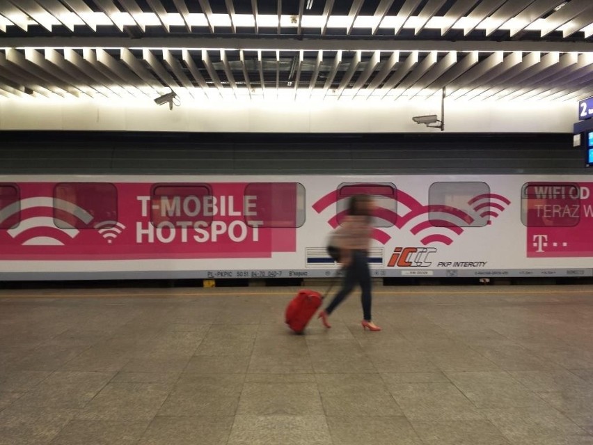 Pierwszy pociąg z bezpłatnym WiFi już na torach. To EIC Beskidy Warszawa - Katowice - Bielsko-Biała