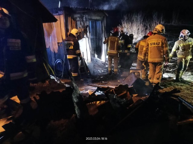Pożar mieszkalnego kontenera w Rudnie w gminie Krzeszowice