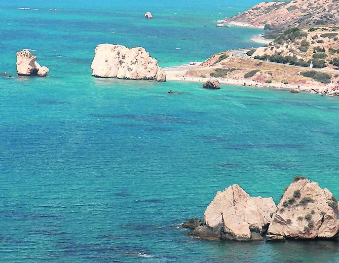 Cypr. Na wyspie Afrodyty towarzyszył nam będzie zapach jaśminu, rozmarynu i tymianku…
