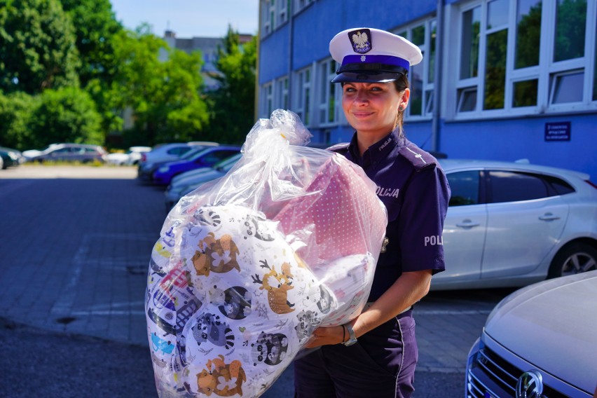 Funkcjonariusze drogówki już wyposażeni w przytulanki