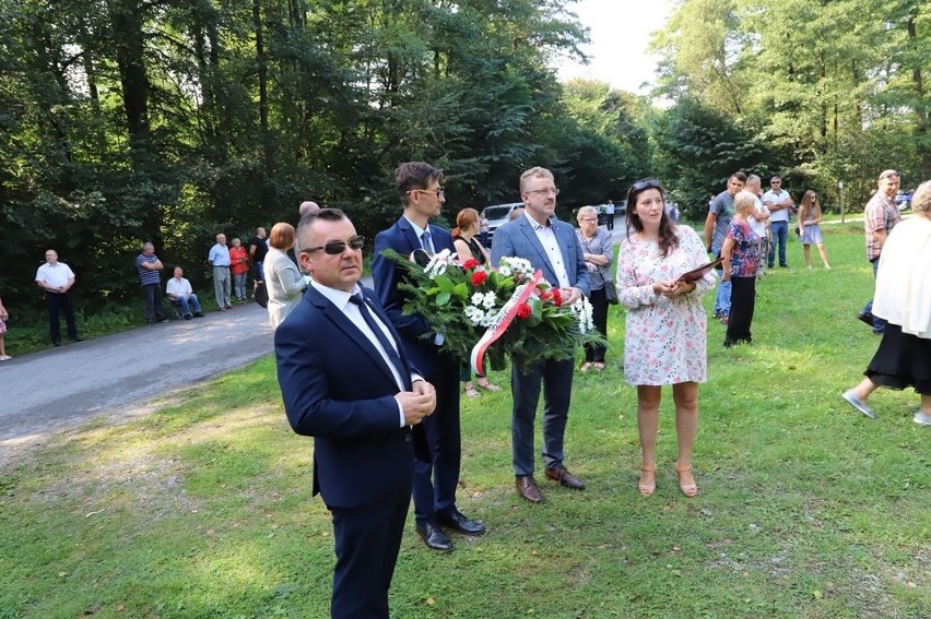 W Ludwinowie wspominali wysiedlonych mieszkańców gminy Gowarczów [ZDJĘCIA]