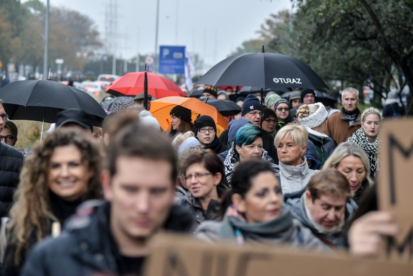 Manifestacja pod nazwą "Strajk Kobiet Gdynia - Runda Druga"