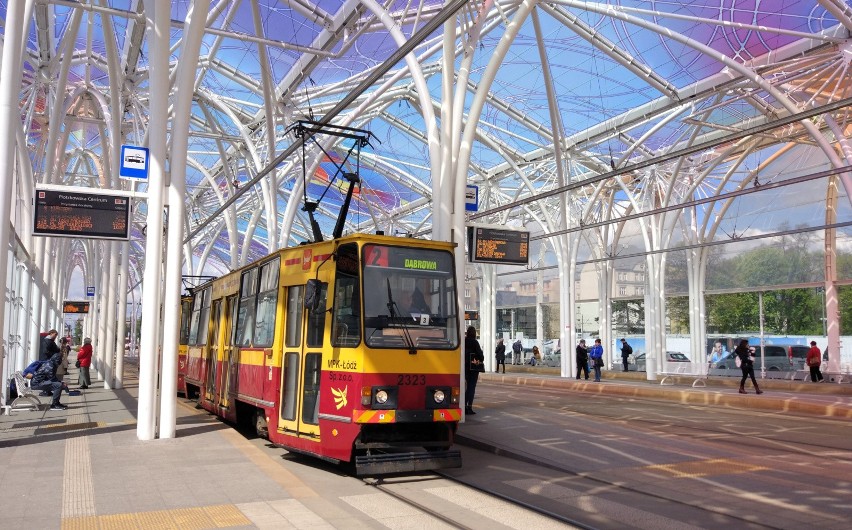 Komunikacja MPK Łódź w Boże Ciało i Dzień Dziecka 2018. Zmiany rozkładów jazdy. Jak kursują tramwaje i autobusy w Boże Ciało i 1 czerwca?