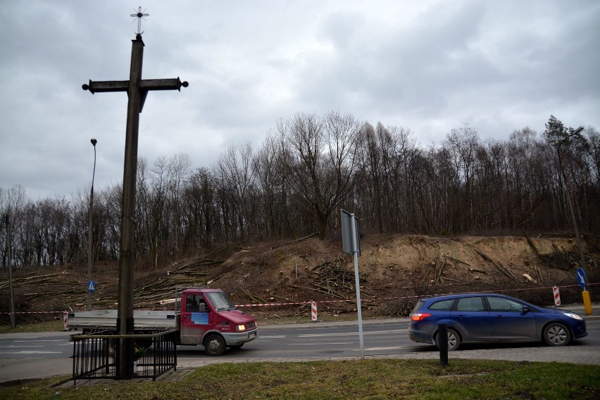 Wycinka drzew przy ul. Ducha w Lublinie. To wstęp do przebudowy ważnego skrzyżowania (ZDJĘCIA)