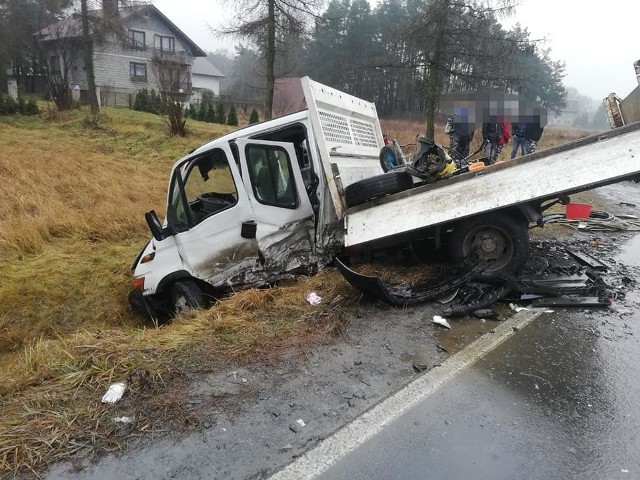 Wypadek w Chrząstowicach na granicy z Gołaczewami, 23.12.2020