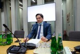 Rzecznik Praw Obywatelskich: W sprawie stwierdzenia „polskie obozy zagłady” powinny orzekać polskie sądy 