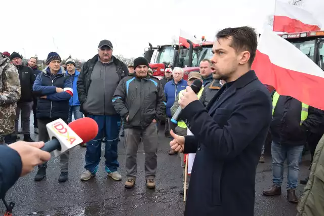 Wiceminister Michał Kołodziejczak na spotkaniu z rolnikami w Goświnowicach