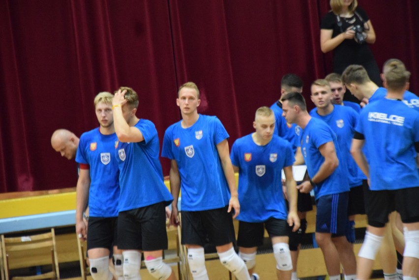Siatkarze pierwszoligowego Klubu Piłki Siatkowej Kielce rozegrali dwa mecze kontrolne z LKPS Lublin 