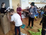 W staszowskiej Szkole Podstawowej numer 2 języka polskiego uczy się w sposób wyjątkowy [ZDJĘCIA]