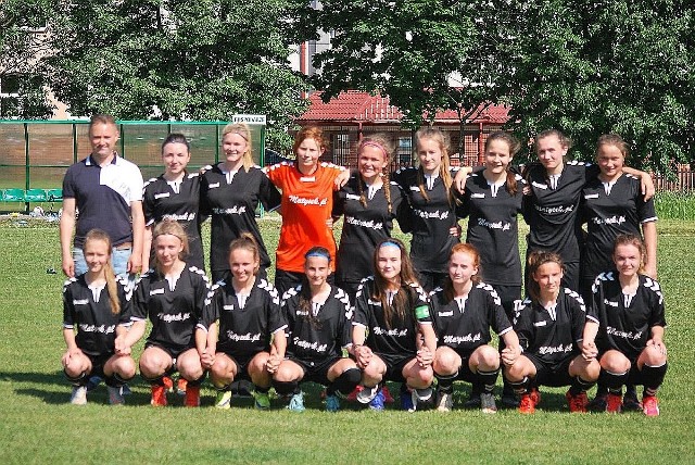 Dziewczyny wywalczyły awans, wygrywając 2:0 ze Stalą Kunów.