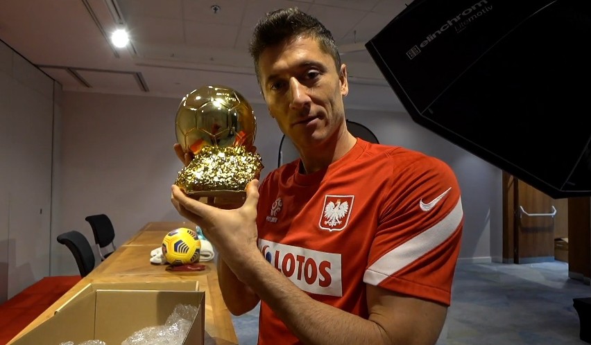 Fani przyznali Lewandowskiemu symboliczną Złotą Piłkę za...