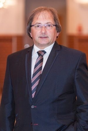 Prof. dr hab. Władysław Szymański będzie przez kolejną...