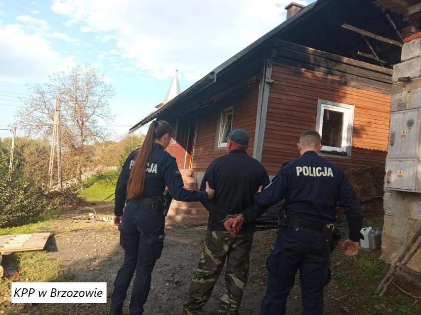 43-latek z Golcowej podpalił dom, w którym mieszkał. Trafił do aresztu tymczasowego