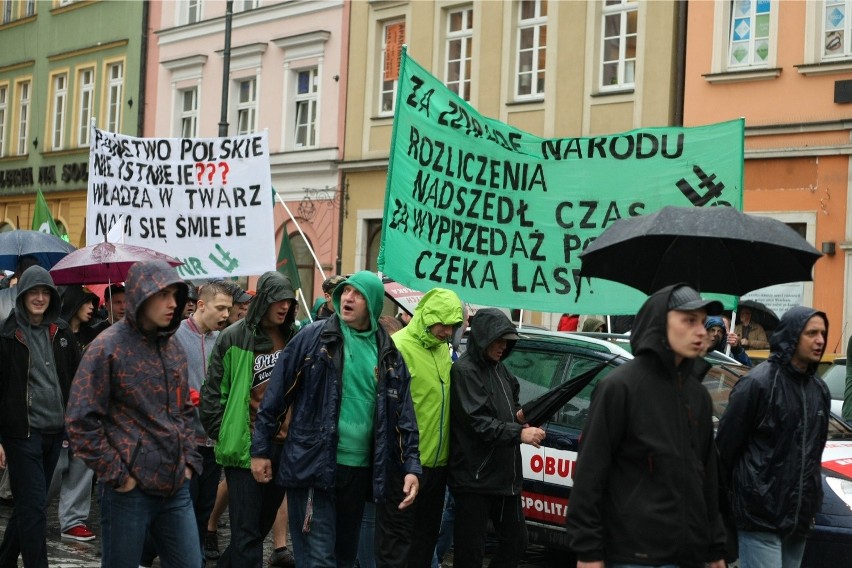 Poprzedni marsz narodowców przeciwko polityce rządu odbył...