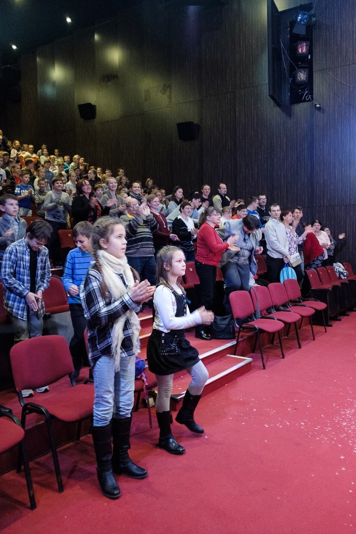 Tarnów. Taneczny happening dla dzieci w teatrze [ZDJĘCIA]