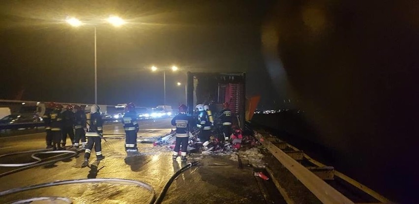 Pożar ciężarówki na AOW, 26 listopada 2018