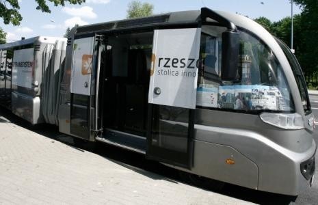 Podczas ubiegłorocznego Forum Innowacji po ulicach Rzeszowa jeździł elektryczny autobus.