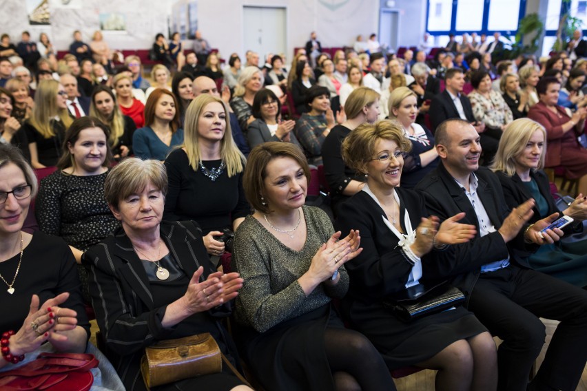 Rozdaliśmy nagrody Nauczycielom na medal! [ZDJĘCIA]