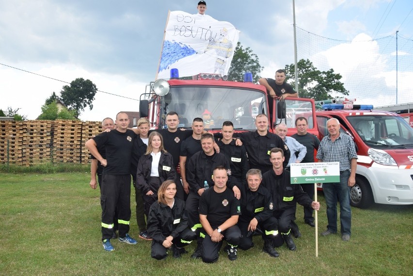 Bosutów i Poskwitów to najlepsze drużyny strażackie w powiecie krakowskim. Zawody sportowo-pożarnicze [ZDJĘCIA]