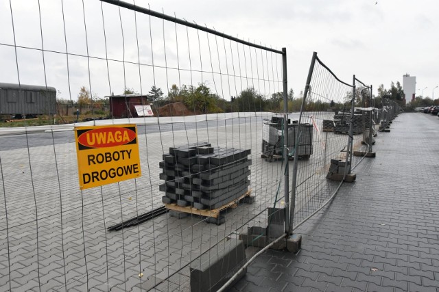 W ramach Bydgoskiego Budżetu Obywatelskiego powstają parkingi i chodniki.