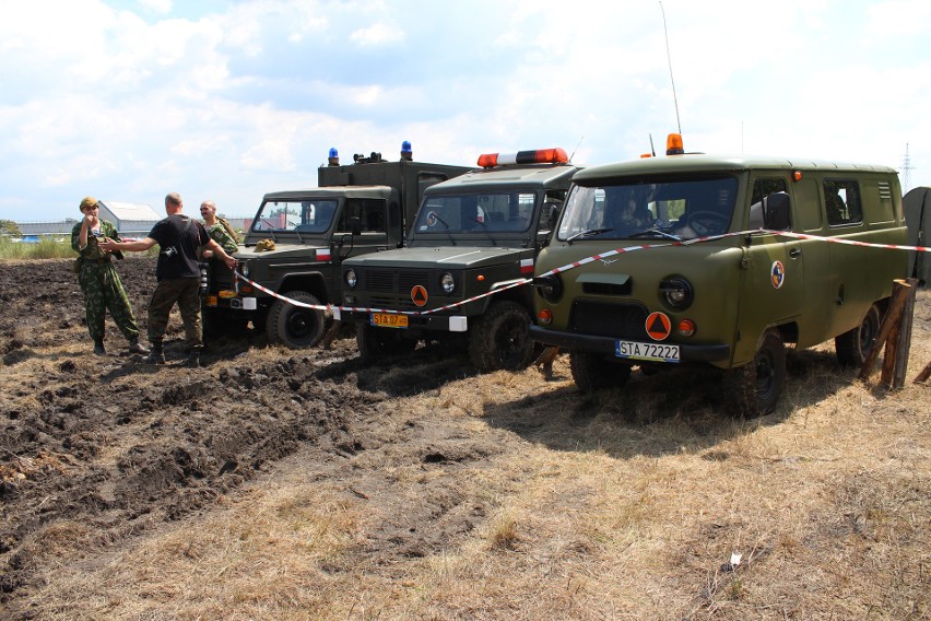 Trzebinia. Tłumy ludzi podczas I Międzynarodowego Zlotu Miłośników Militariów - Enigma 2018 [ZDJĘCIA]