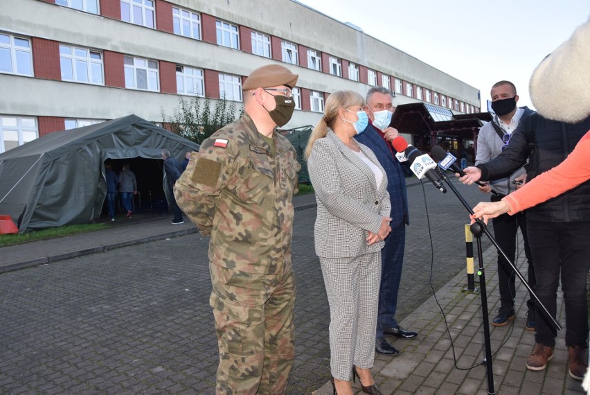 W segregacji pacjentów przy szpitalu w Grudziądzu pomaga...