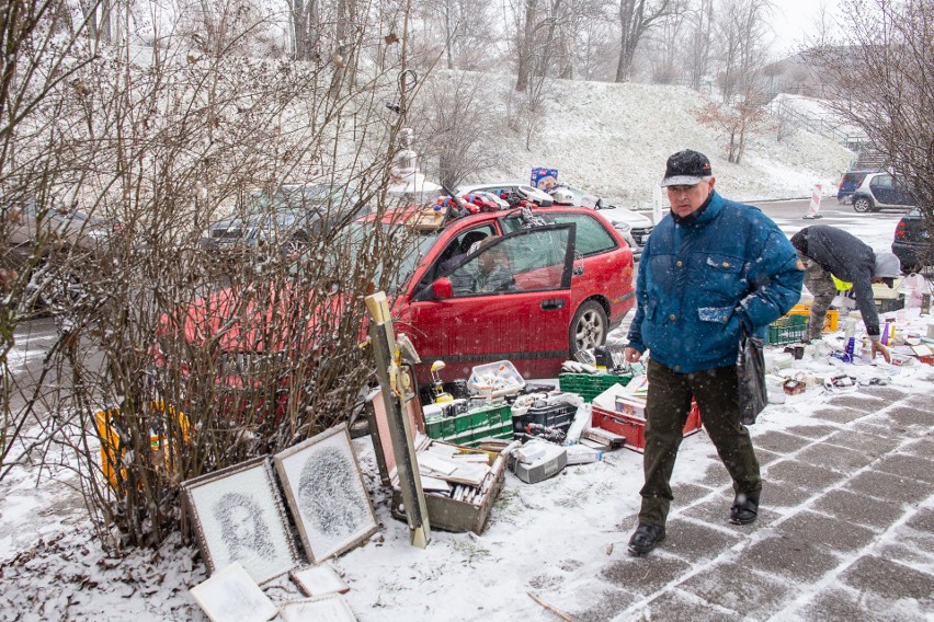 W piątek 3 lutego pogoda nie dopisała wystawcom i...