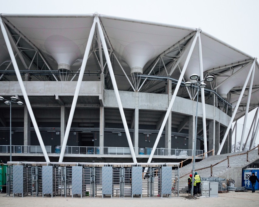 Wykonawcy stadionu ŁKS przeniosą się do Opola. Najnowsze zdjęcia z budowy stadionu ŁKS