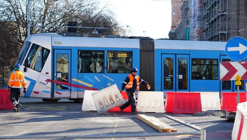 Budowa trasy autobusowo-tramwajową  na Nowy Dwór wchodzi w...