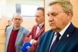 Białystok: PiS obniżył pensję Tadeuszowi Truskolaskiemu (zdjęcia)