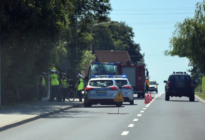 W Zielinie rowerzysta przewrócił się na drogę krajową nr 21