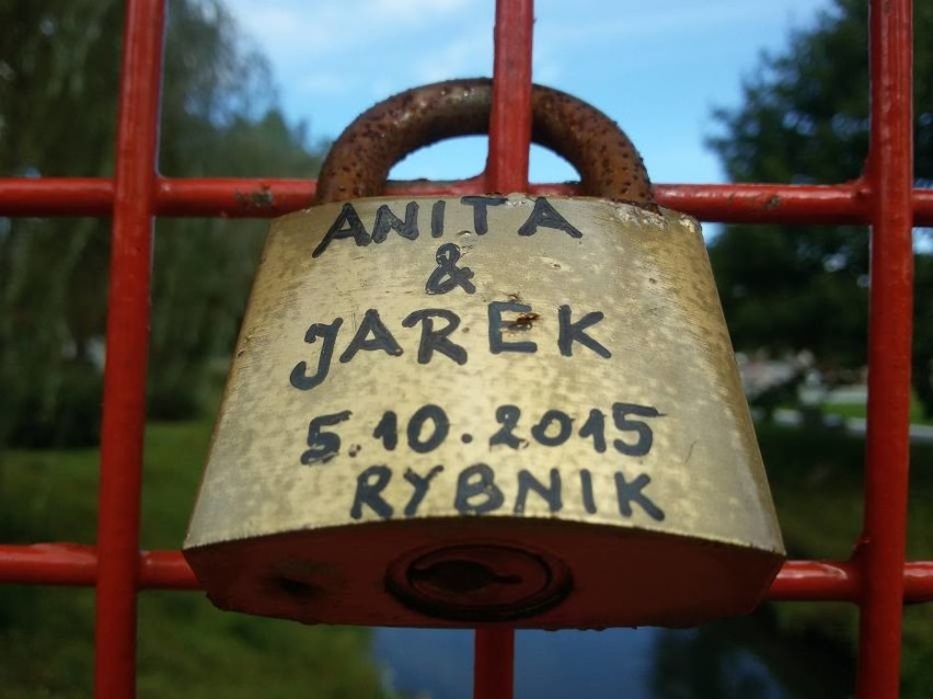 Rybnik: Jemioła na mostku nad Nacyną. Będą życzenia i...