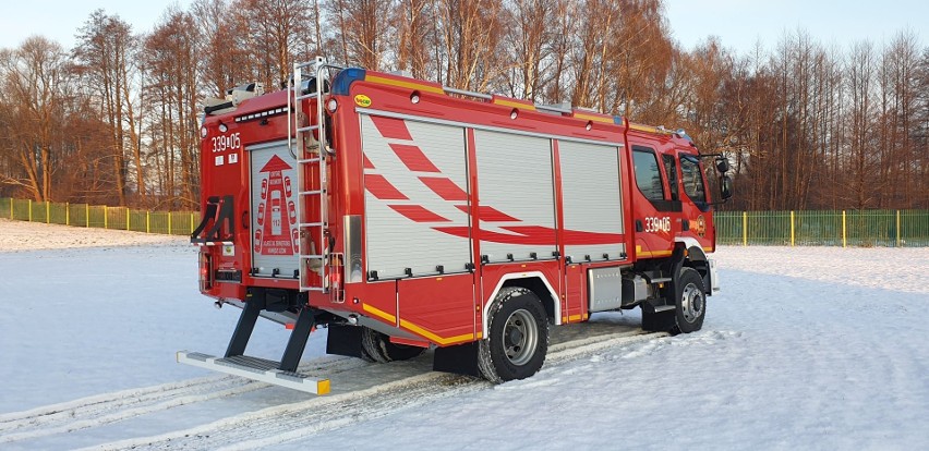Nowy wóz strażacki dla OSP KSRG Wojciechów. Strażacy zorganizowali powitanie dla nowego wozu!
