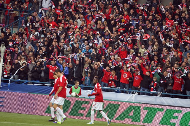 Pełne trybuny na stadionie Wisły w czasie meczów z Legią Warszawa to w ostatnich latach norma