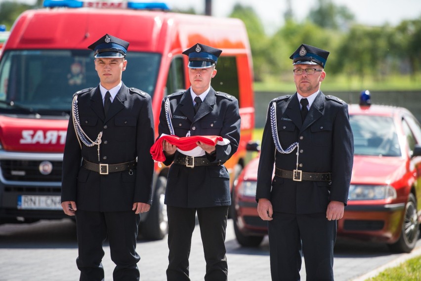 Jubileusz 110-lecia Ochotniczej Straży Pożarnej w Jeżowem. Na uroczystości przybyło wielu przyjaciół jednostki