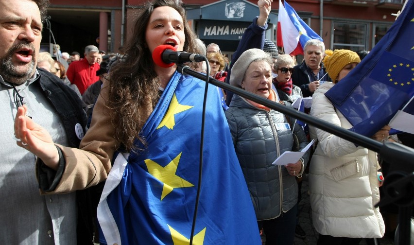 Mieszkańcy Wrocławia odśpiewali "Odę do radości"